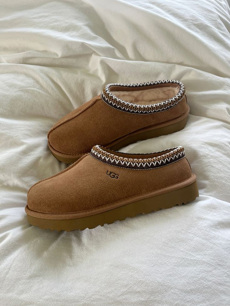 Slipper UGG Tasman con cucitura intrecciata