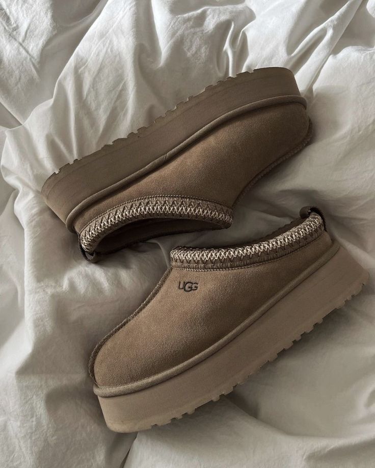 Slipper UGG Tazz con suola platform